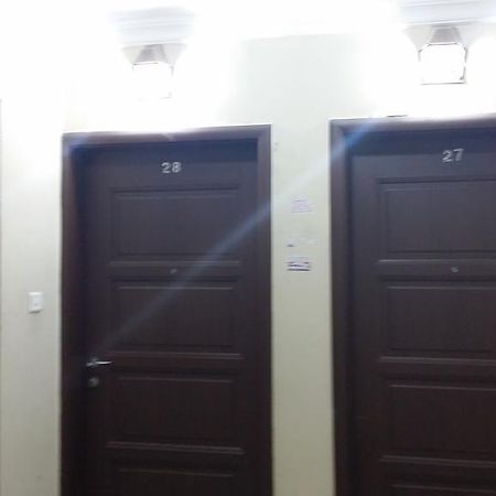Red Tower Furnished Apartments Mahboula Bagian luar foto