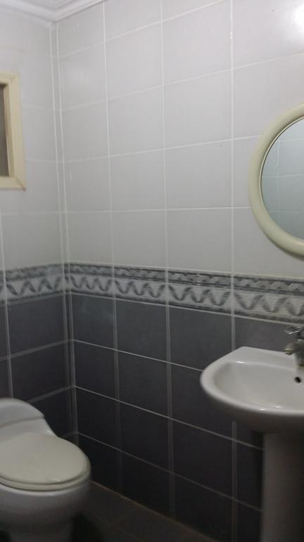 Red Tower Furnished Apartments Mahboula Bagian luar foto